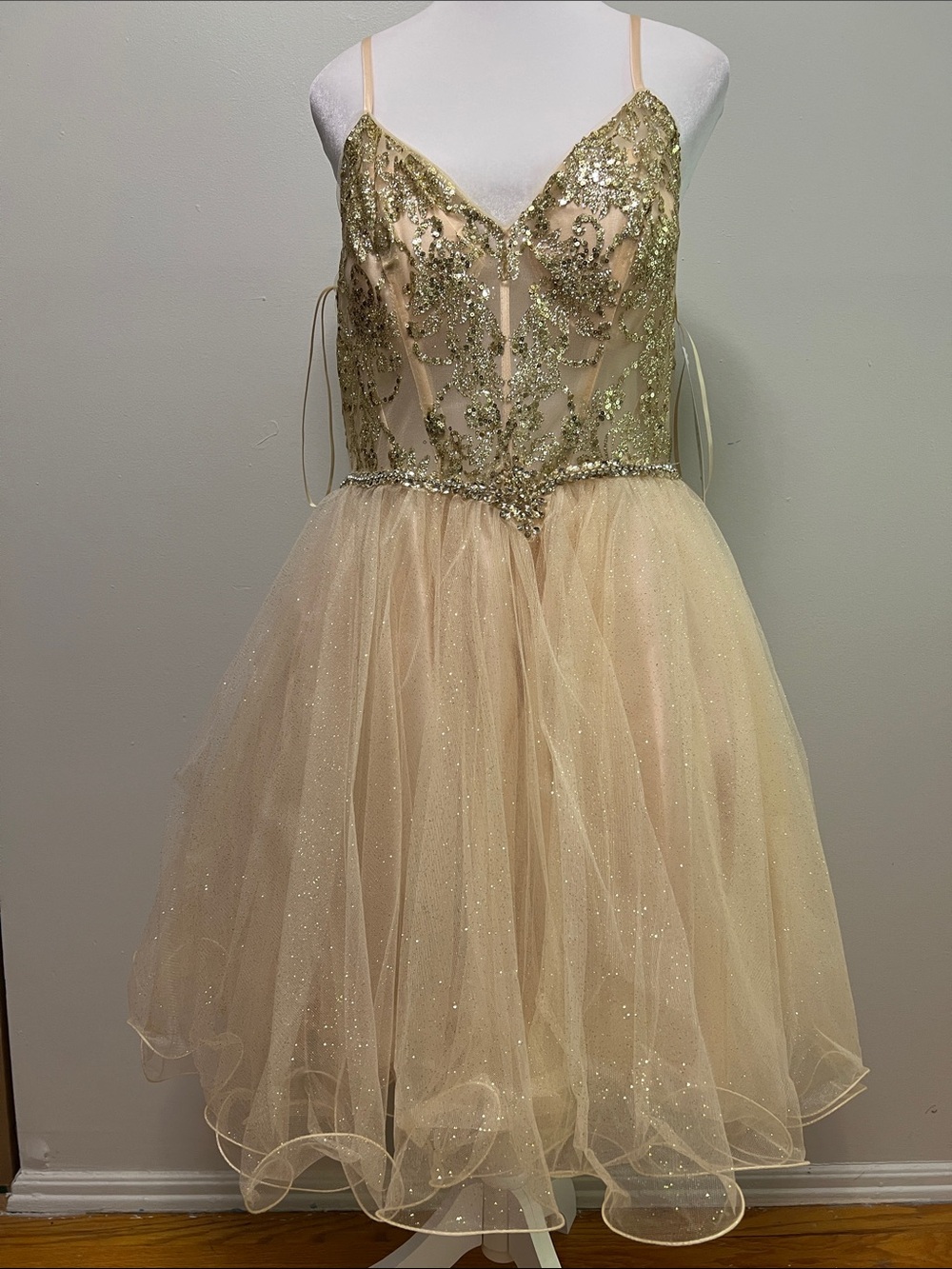 NWT Fiesta Fashion Gold Sequin Short Homecoming Cocktail Dress Tulle XL‎
